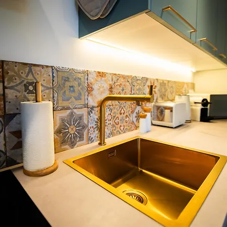 Villa A Avec Piscine Pour 8 Personnes En Corse Du Sud