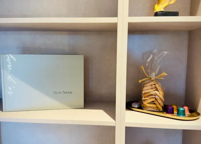 Avec Piscine Dans Un Village - Superbe Vue Montagne -5 Minutes De La