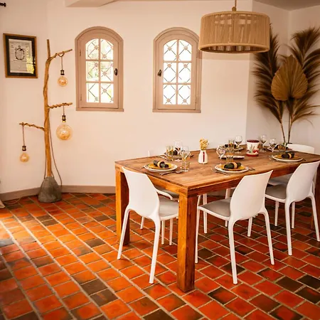 Villa A Avec Piscine Pour 8 Personnes En Corse Du Sud *