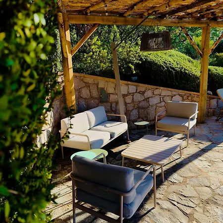 A Avec Piscine Pour 8 Personnes En Corse Du Sud * 콩카