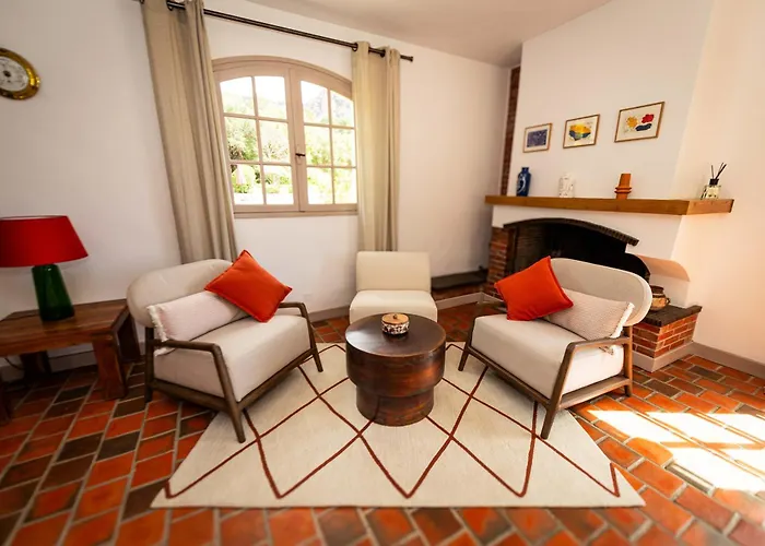 Vila A Avec Piscine Pour 8 Personnes En Corse Du Sud Conca