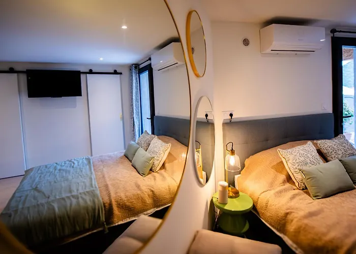 A Avec Piscine Pour 8 Personnes En Corse Du Sud