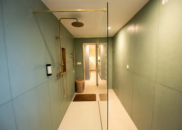 Vila A Avec Piscine Pour 8 Personnes En Corse Du Sud